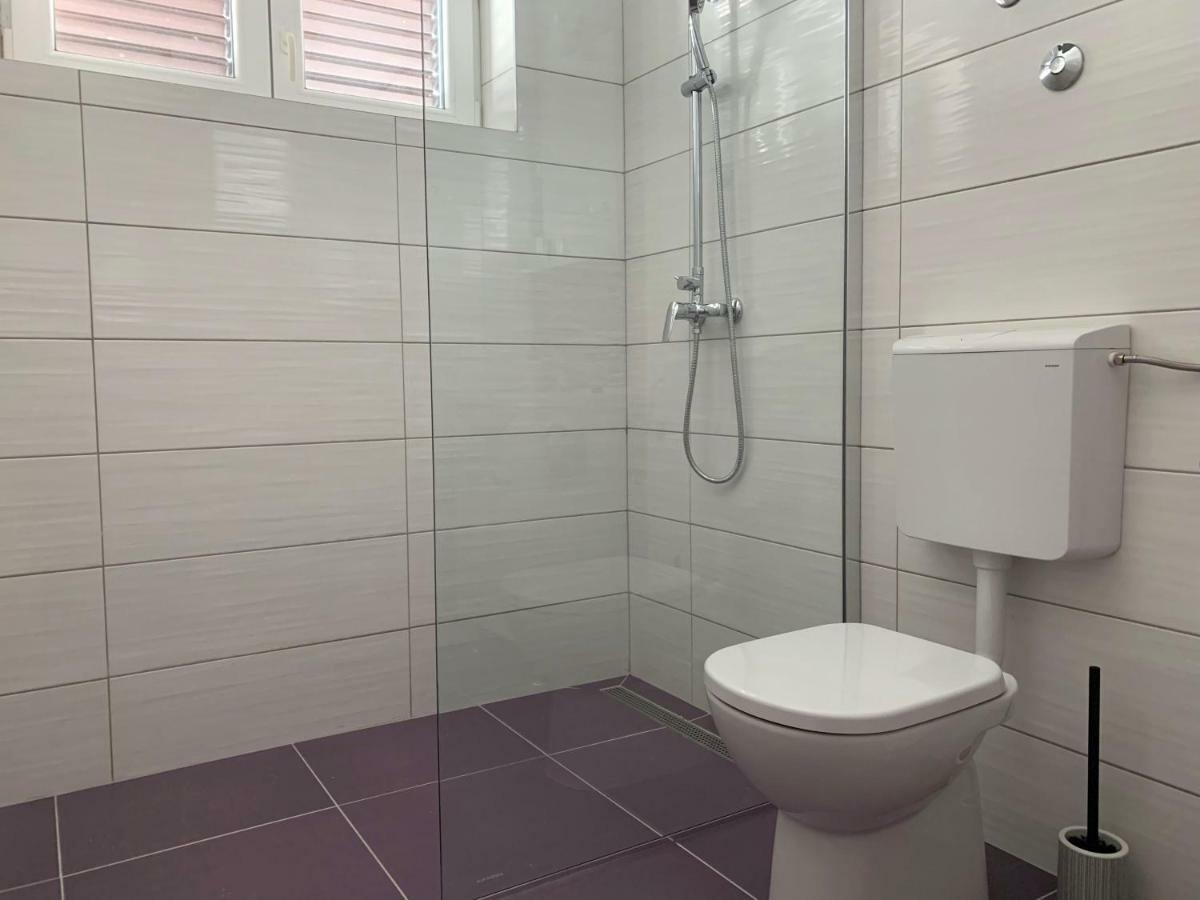 Apartments Zika Промайна Екстер'єр фото