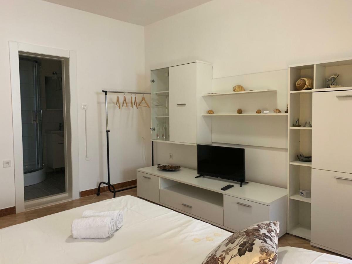 Apartments Zika Промайна Екстер'єр фото