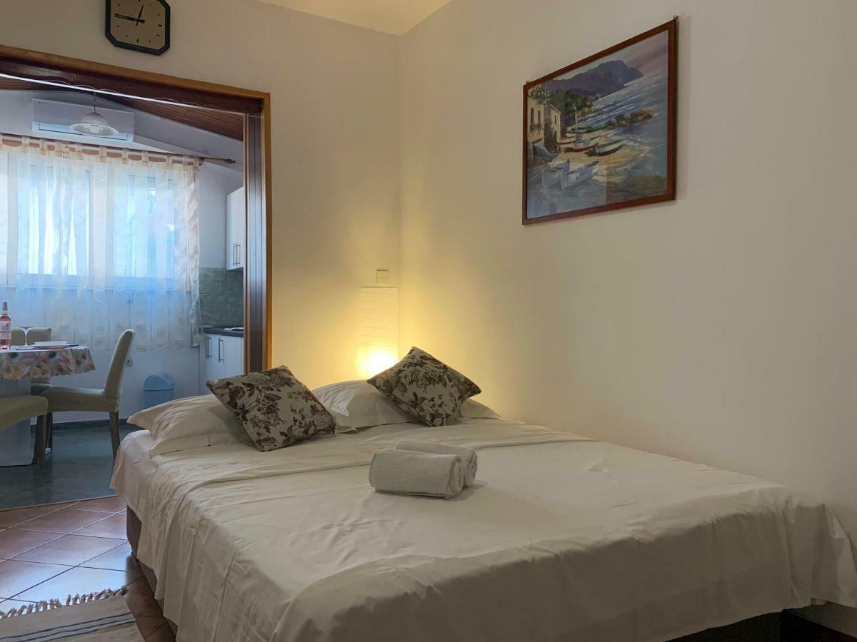 Apartments Zika Промайна Екстер'єр фото