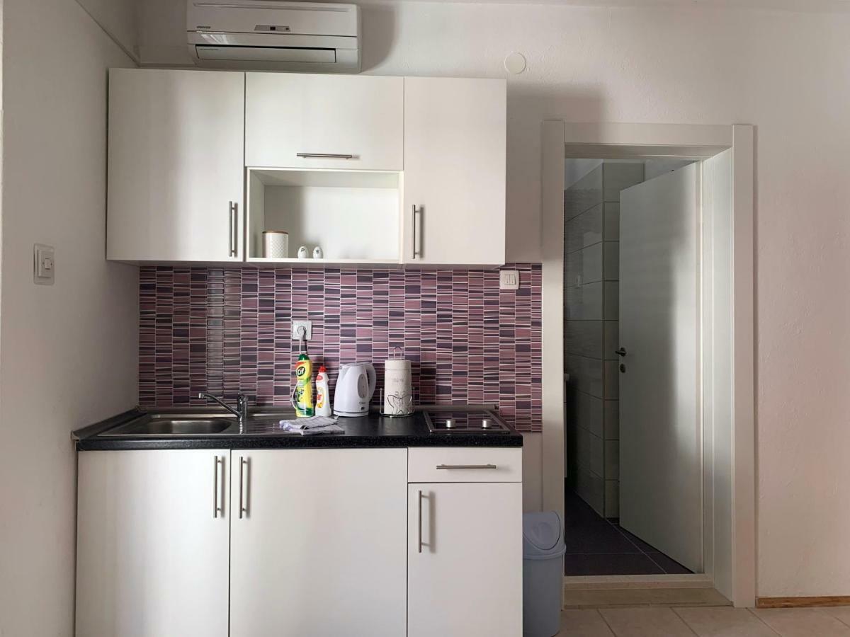 Apartments Zika Промайна Екстер'єр фото